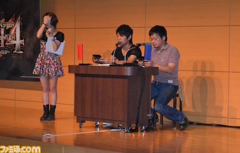 夏の“狩試(かりだめし)”『モンスターハンター4』先行体験会が開催! コラボ最新情報等も公開に_06