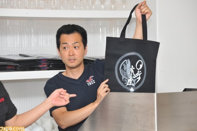 スクウェア・エニックスのオフィシャルショップで『すばせか』のイベント開催! 野村哲也氏出演のラジオ公開収録も_17
