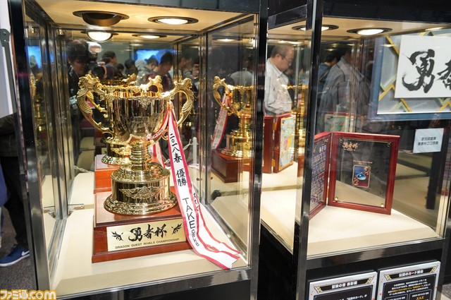 『ドラゴンクエストライバルズ』“勇者杯2018秋”熱気溢れる会場リポート&第5弾カードパックの詳細を二木プロデューサーに直撃!_05