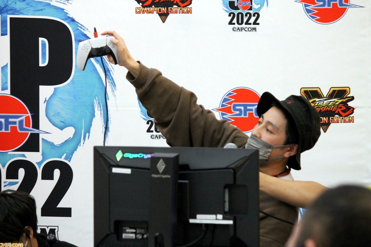 『スト5』SFLファン交流キャラバン in 熊本リポート。ネモ選手率いるSaishunkan Sol 熊本が、地元ファンと交流。松本Pへのプチインタビューもお届け