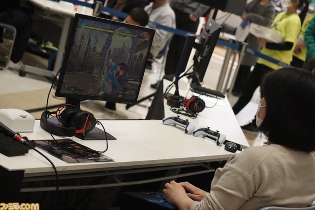 『スト5』SFLファン交流キャラバン in 愛知リポート。板橋ザンギエフ選手率いるコミュファ DetonatioNが集結。個別レクチャーや真剣勝負など、ファンとの交流の模様をお届け