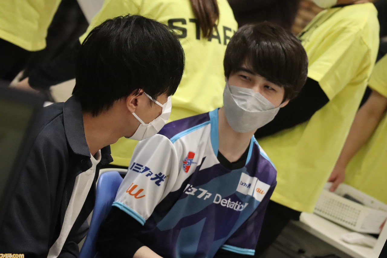 『スト5』SFLファン交流キャラバン in 愛知リポート。板橋ザンギエフ選手率いるコミュファ DetonatioNが集結。個別レクチャーや真剣勝負など、ファンとの交流の模様をお届け