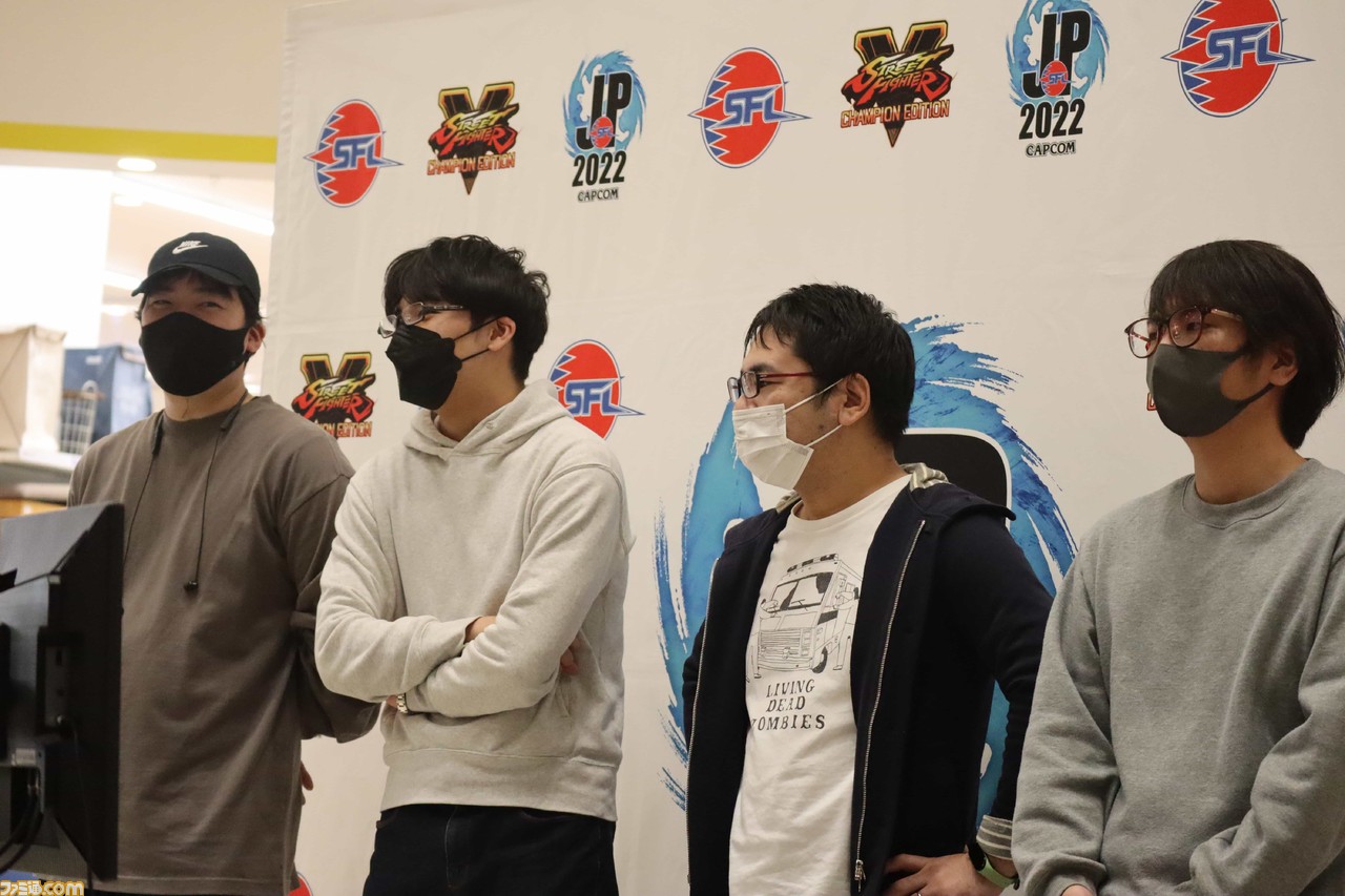 『スト5』SFLファン交流キャラバン in 愛知リポート。板橋ザンギエフ選手率いるコミュファ DetonatioNが集結。個別レクチャーや真剣勝負など、ファンとの交流の模様をお届け