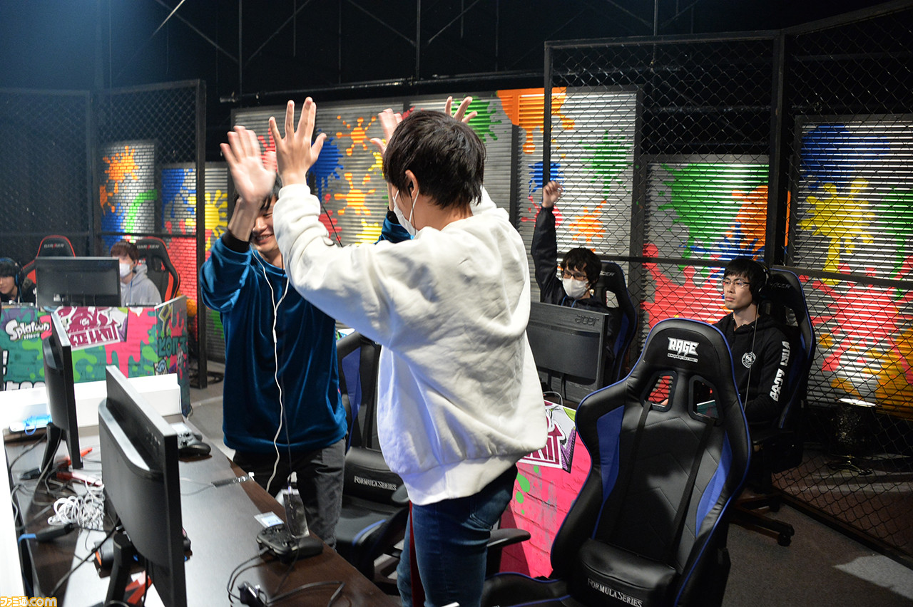RAGE『スプラトゥーン2』大会、初代王者はTASO! 速報リポート&優勝直後のTASOの4選手に直撃インタビュー!_12