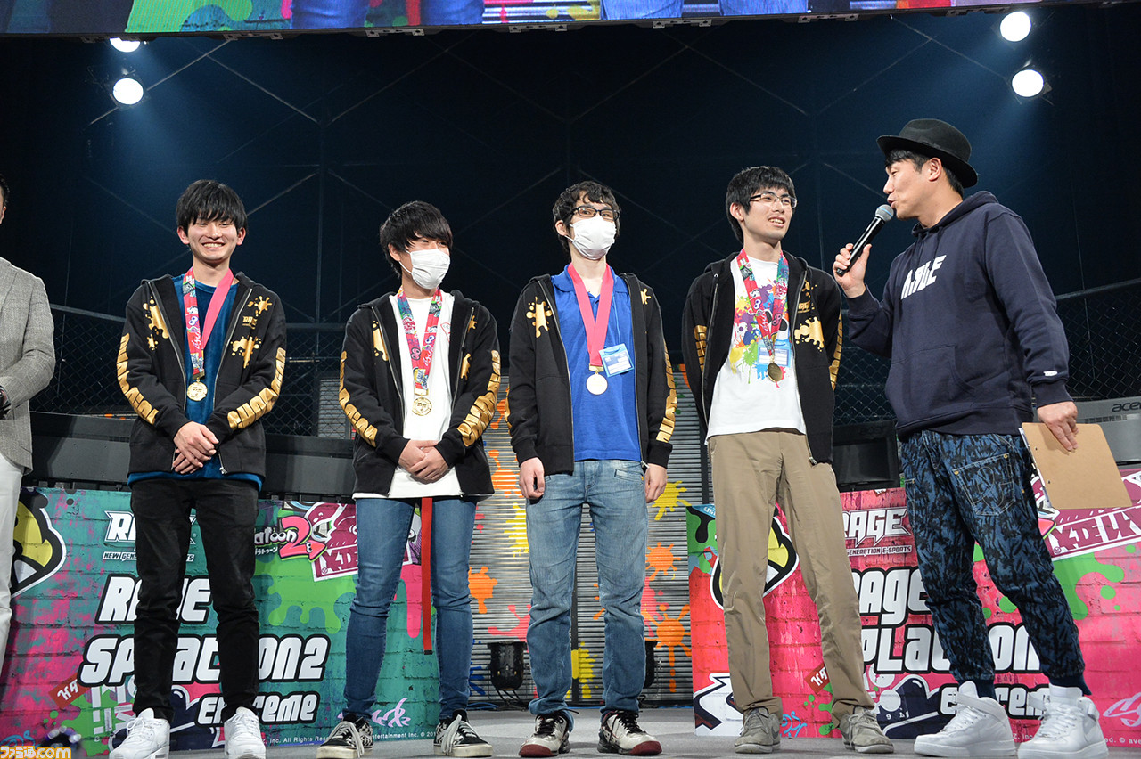 RAGE『スプラトゥーン2』大会、初代王者はTASO! 速報リポート&優勝直後のTASOの4選手に直撃インタビュー!_15