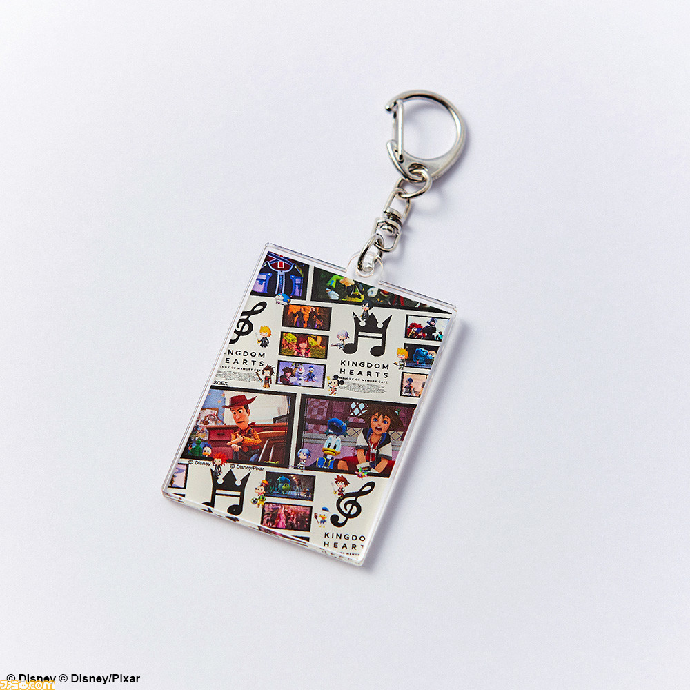 03_KH_MoM_Cafe_Acrylic Keychain