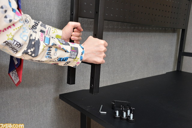 ン・キホーテと関家具のゲーミングチェアは2万円。安価と高性能の源泉は、ドンキのルーツ“泥棒市場”から続く理念。そして家具屋としての怒り