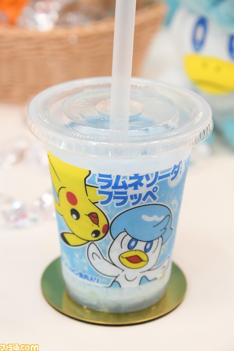 【ポケモンSV】ニャオハ、ホゲータ、クワッスのポケモンフラッペがファミマで4月25日発売。ポケモンのラッピング店舗が東京・大阪3店舗で登場