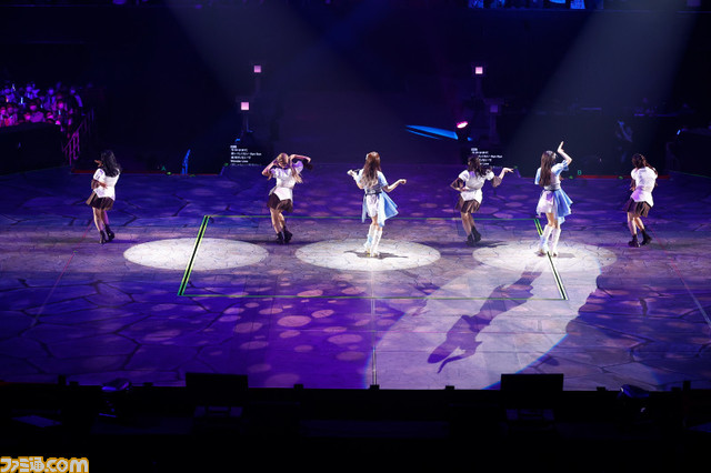 『アイマス シンデレラガールズ』“燿城夜祭 -かがやきよまつり-”2日目リポート。大阪出身アイドルが『あんきら!?狂騒曲』ならぬ『おおさか!?狂騒曲』を披露! 大阪らしいユニークな演出で最高の夜祭に