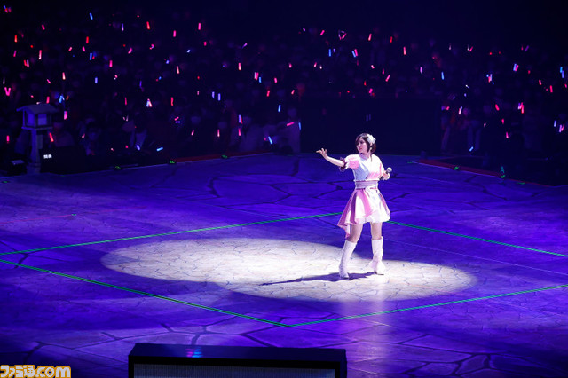 『アイマス シンデレラガールズ』“燿城夜祭 -かがやきよまつり-”2日目リポート。大阪出身アイドルが『あんきら!?狂騒曲』ならぬ『おおさか!?狂騒曲』を披露! 大阪らしいユニークな演出で最高の夜祭に