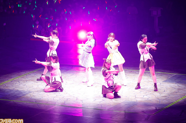 『アイマス シンデレラガールズ』“燿城夜祭 -かがやきよまつり-”2日目リポート。大阪出身アイドルが『あんきら!?狂騒曲』ならぬ『おおさか!?狂騒曲』を披露! 大阪らしいユニークな演出で最高の夜祭に