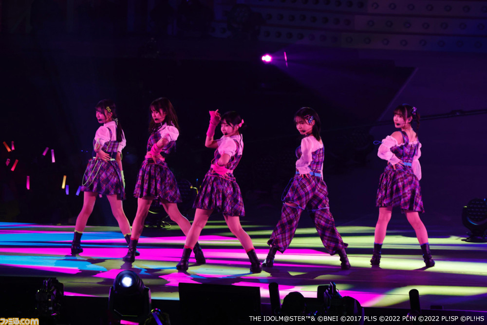 【動画あり】“異次元フェス”2日目リポート。『アイマス』による『スノハレ』、『ラブライブ!』による『マスピ』など、まさに異次元のコラボに大熱狂