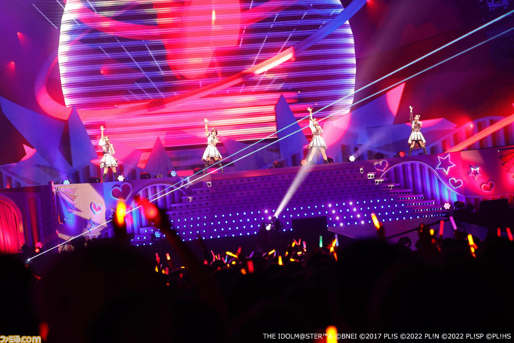 【動画あり】“異次元フェス”2日目リポート。『アイマス』による『スノハレ』、『ラブライブ!』による『マスピ』など、まさに異次元のコラボに大熱狂