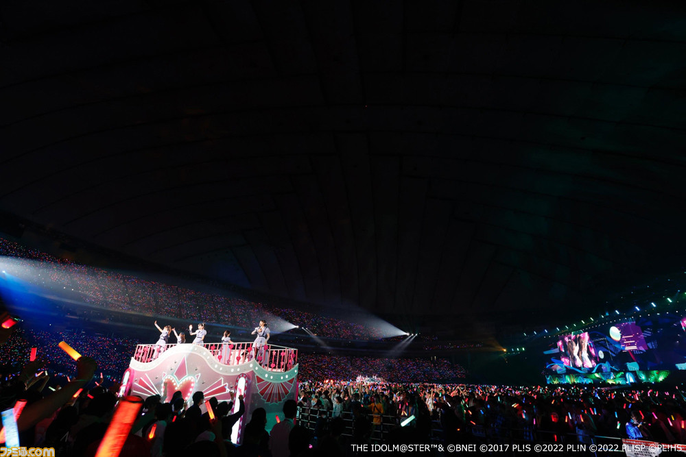 【動画あり】“異次元フェス”2日目リポート。『アイマス』による『スノハレ』、『ラブライブ!』による『マスピ』など、まさに異次元のコラボに大熱狂