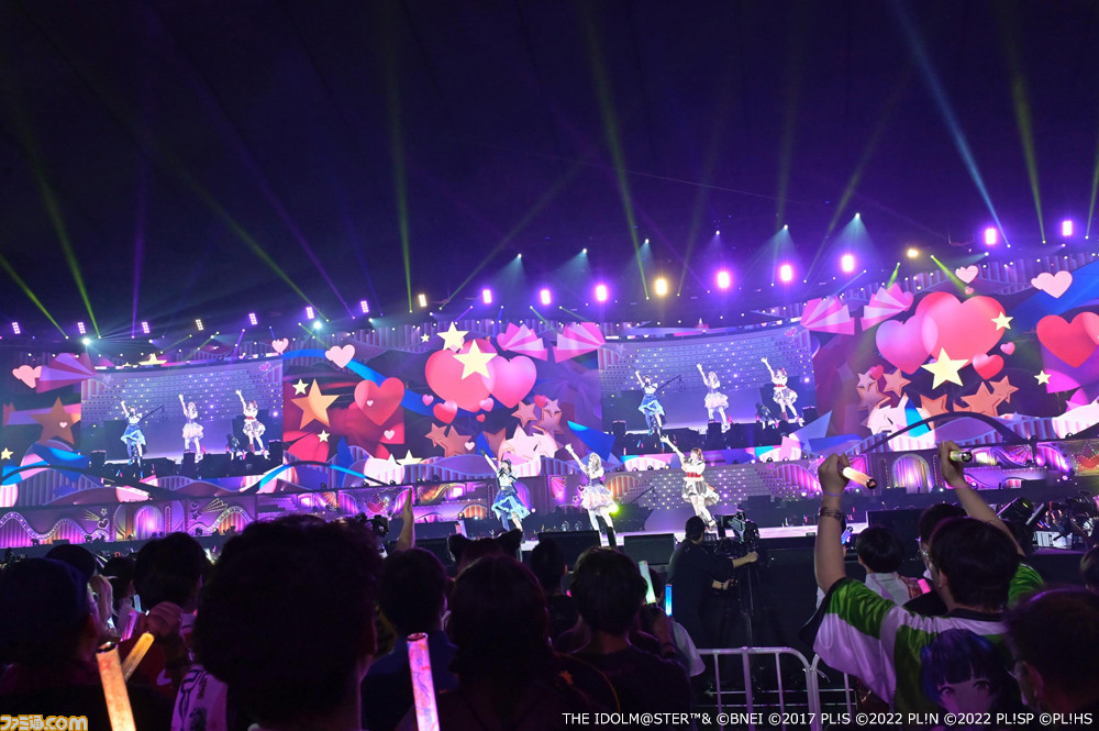 【動画あり】“異次元フェス”2日目リポート。『アイマス』による『スノハレ』、『ラブライブ!』による『マスピ』など、まさに異次元のコラボに大熱狂