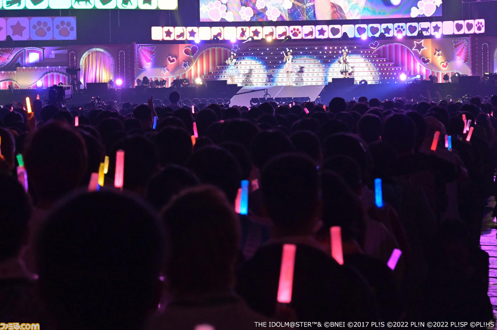 【動画あり】“異次元フェス”2日目リポート。『アイマス』による『スノハレ』、『ラブライブ!』による『マスピ』など、まさに異次元のコラボに大熱狂