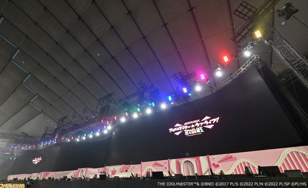 【動画あり】“異次元フェス”2日目リポート。『アイマス』による『スノハレ』、『ラブライブ!』による『マスピ』など、まさに異次元のコラボに大熱狂